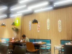 -牛串门串串香(东直门簋街总店)