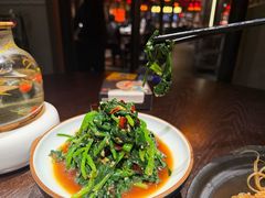 -丽华园·武汉地标楚菜餐厅(青山江滩店)