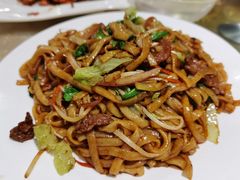 干炒牛河-港美茗点名菜(万江店)