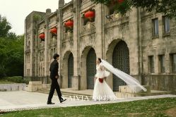 -雪中彩影婚纱摄影·微光艺术中心