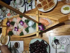 -青瓦餐厅·生鱼片·韩园烤肉(西塔店)