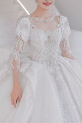 -艾米丽婚纱礼服