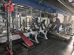 -臻元搏击格斗泰拳拳馆(港隆店)