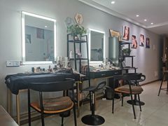 -ME觅妆·定制美妆·彩妆私教(菱角湖店)