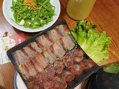 -老滇山寨•云南特色菜•地方菜•民族风情歌舞表演(金碧店)