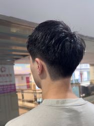 -镁连社·美联社