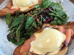 -ROAST coffee & eatery