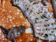 清蒸武昌鱼-莲餐厅·湖北菜·藕汤是头牌(愚园路店)