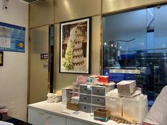 -花花卷卷·鲜食蛋糕(静安久光百货店)