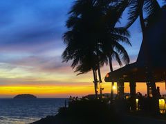 -Sunset Bar(丹绒亚路香格里拉店)