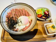 招牌牛排丼-橘酱餐厅