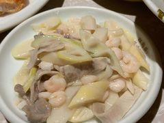 炒三鲜-松鹤面馆·古法焖肉面(观前店)