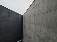-知美术馆