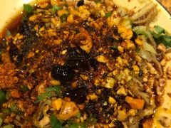 -拈签一笑黄牛肉辣卤串串