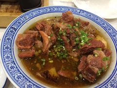 -鲁班小馆(政四街店)