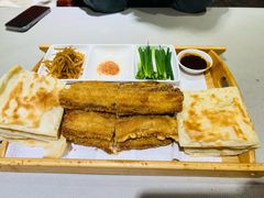 -闻道食府烙饼卷带鱼(原车耳营店原大觉寺店)