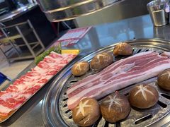 -哈哈碳都·牛肋条无限自助烤肉(台江万达店)