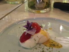 -La Mer Restaurant & Lounge