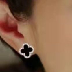 -Wisezone唯点穿耳打耳洞专业国际连锁品牌