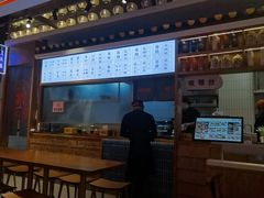 -贯一台湾牛肉面(八一七中路店)