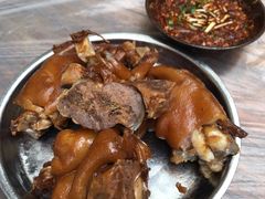 -王万妈卤猪脚(青岩交通路)