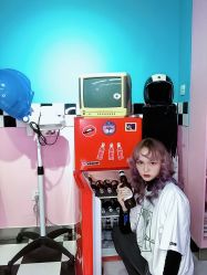 -变画·发型STUDIO