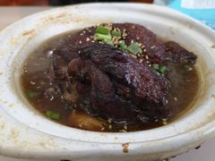 -老码头黑皮肘子锅包肉(文政街店)