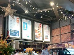 -玛格萝妮(汇智国际商业中心店)