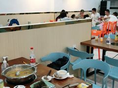 大堂-老何家后安粉·糟粕醋海鲜火锅(三亚湾椰梦长廊店)