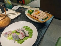 -得意咚瓜·顺德鱼生·冬瓜火锅(深圳首店)