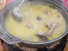 -侠成水上农庄(工业大道店)