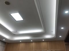 -上海仁爱医院口腔科 · 种植
