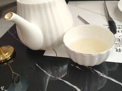 白桃乌龙壶茶-1981牛排西餐厅(海信店)