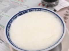 -仁信双皮奶(东川路店)