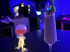 -肆季荟·SEASONS(江苏电视塔店)