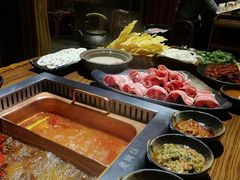 -老牌坊云南鱼豆花火锅(嵩山店)
