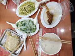 油饼半张-教师之家赵家羊汤馆(东青龙街店)
