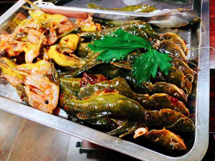 三味渔府(城固店)-"5.1节假日去他家吃的!去的时候中午1点.