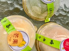 -蜜蜂小象·榴莲千层蛋糕(时代汇11栋店)
