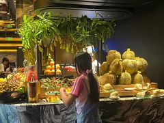 -雍容荟帝王蟹活龙虾展台自助(IFS黑金店)