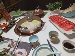 -洪氏嗨捞·猪肚鸡火锅(阳光天地店)