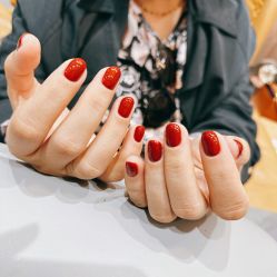 -猪猪女孩日式美睫美甲