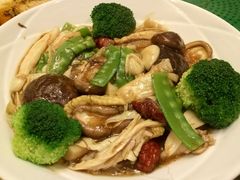 斋煲-绿华园休闲山庄