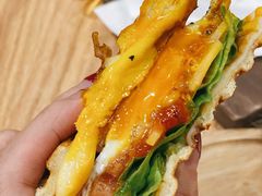 -Catch Bagel(芳草地店)