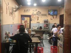 大堂-五娃子烧烤(人民路150号院店)