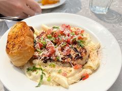 -Chili's Cafe&Bar奇利斯(滨江店)