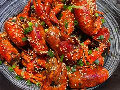 -肥肥虾庄·金牌油焖大虾(首义路店)