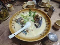 招牌鱼头汤-75幢私房菜馆