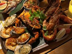 -三亚艾迪逊酒店·海滩烧烤 BARBACOA·现场乐队·浪漫晚餐·烧烤海鲜