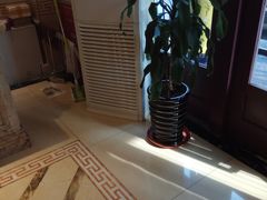 -君怡休闲洗浴会馆